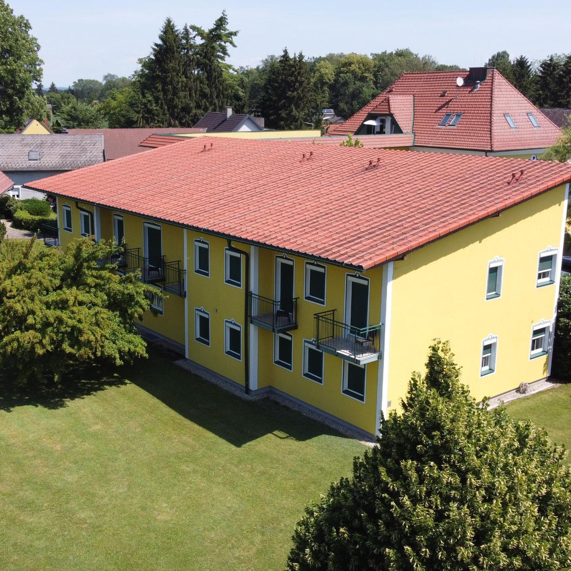 Hotel Restaurant Neuhold Wagna Экстерьер фото
